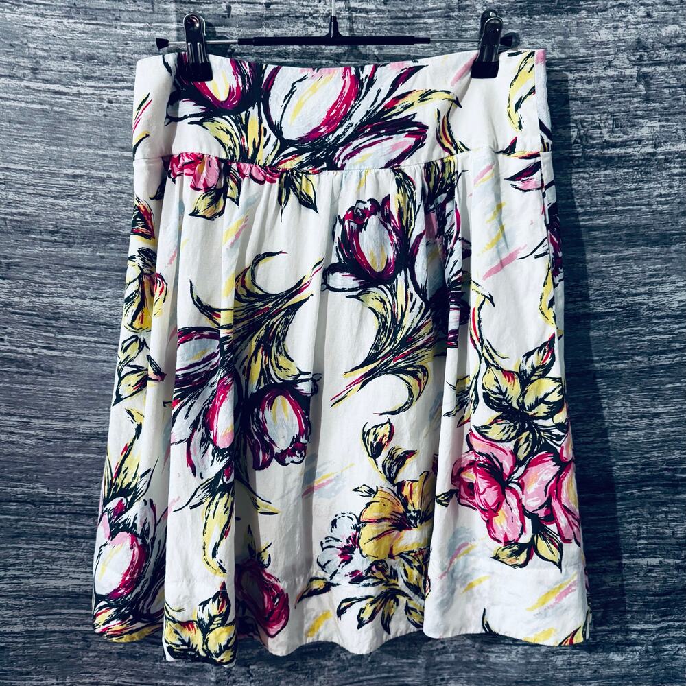 CAbi #469 Floral Afternoon in the Garden A Line Skirt Pleated White Women Size 2